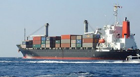 Vận tải biển: Thiếu tàu lớn khó ra 