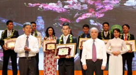 FrieslandCampina Việt Nam nhận giải thưởng “Môi trường Việt Nam năm 2015”
