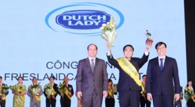 FrieslandCampina Việt Nam nhận giải Thương hiệu vàng thực phẩm Việt Nam năm 2015