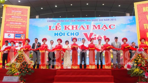 Đà Nẵng: Khai mạc Hội chợ hàng Việt 2015