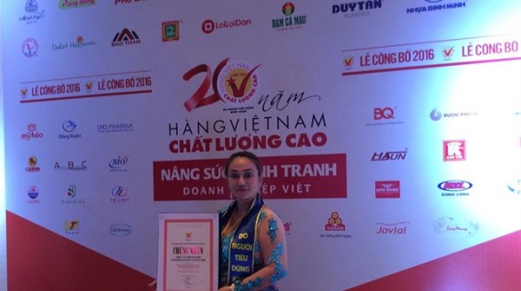 Con Cò Vàng tiếp tục nhận danh hiệu Hàng Việt Nam chất lượng cao.