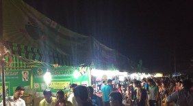 Các doanh nghiệp loay hoay ở thành phố, sao không về nông thôn xem người dân chen chúc mua hàng Việt
