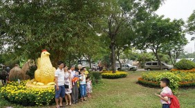 Hàng không tung vé giá rẻ, du lịch bán được nhiều tour