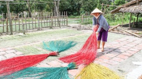 Đồng Tháp: Khôi phục phiên chợ ma ở làng nghề dệt chiếu Định Yên