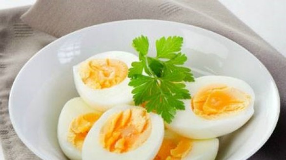 Vì sao nên ăn trứng vào buổi sáng