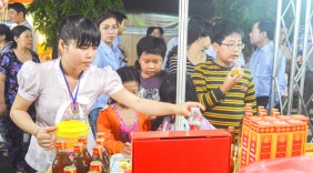 Hàng Việt phải chinh phục người Việt