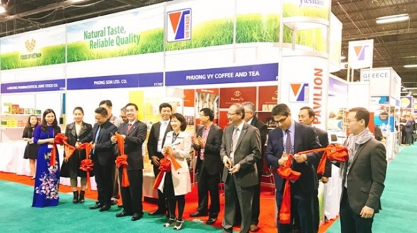Lễ khai mạc Gian hàng Quốc gia Việt Nam tại triển lãm quốc tế thực phẩm PLMA Hoa Kỳ