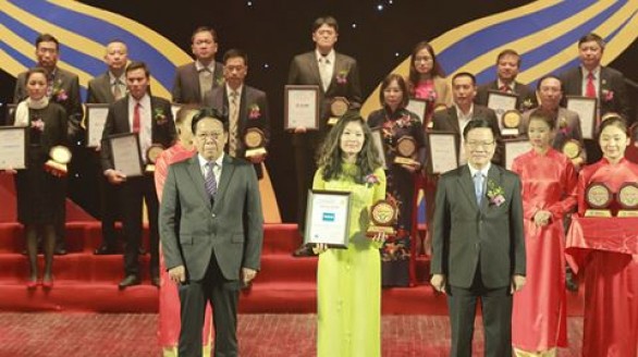 Tân Á Đại Thành nhận giải thưởng nhãn hiệu hàng đầu Việt Nam 2017