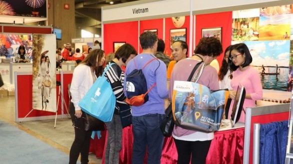 Hơn 1.000 lượt khách tới gian hàng Việt tại hội chợ du lịch Ottawa