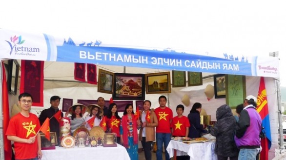 Gian hàng quảng bá du lịch Việt Nam tại Ulan Bator hấp dẫn du khách