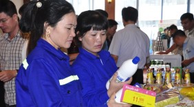 Cần tích cực đưa hàng Việt về với công nhân