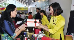 Truyền thông tiếp sức cho hàng Việt