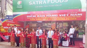 Khai trương điểm bán hàng Việt Nam cố định đầu tiên tại Cần Thơ