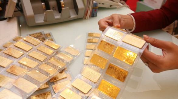 Giá vàng tiếp tục tăng mạnh lên gần 50,4 triệu đồng/lượng