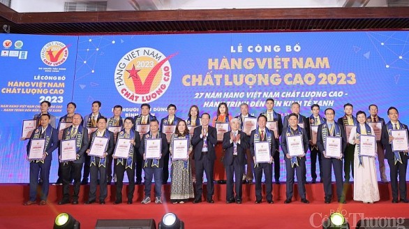 Vinh danh 519 doanh nghiệp đạt danh hiệu Hàng Việt Nam chất lượng cao 2023
