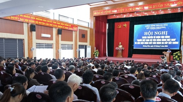 Tuyên truyền về Cuộc vận động “Người Việt Nam ưu tiên dùng hàng Việt Nam” và dấu hiệu nhận biết bán hàng đa cấp bất chính