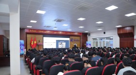 Nâng cao năng lực nguồn nhân lực – nền tảng phát triển bền vững thương mại điện tử Việt Nam