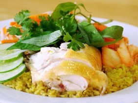 Cơm gà - Món ăn thơm ngon ở tỉnh Phú Yên