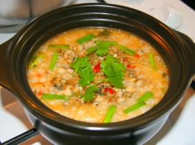 Hương vị cháo hến sông Ba