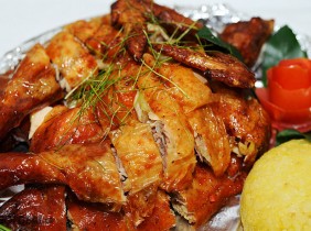 Gà nướng lu xôi cháy - món ngon đất Bình Định